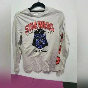 Pre-Owned Star Wars Darth Vader long sleeved Youth Medium 10/12